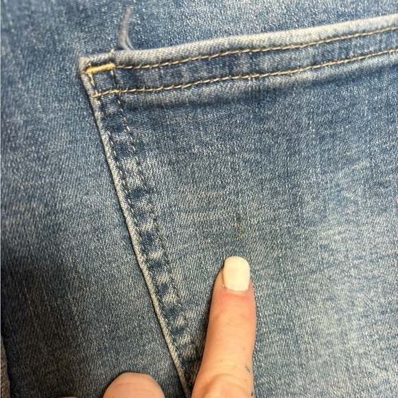 Pistola Light Wash Distressed Cropped Ankle Jean Size 29 - Picture 9 of 9